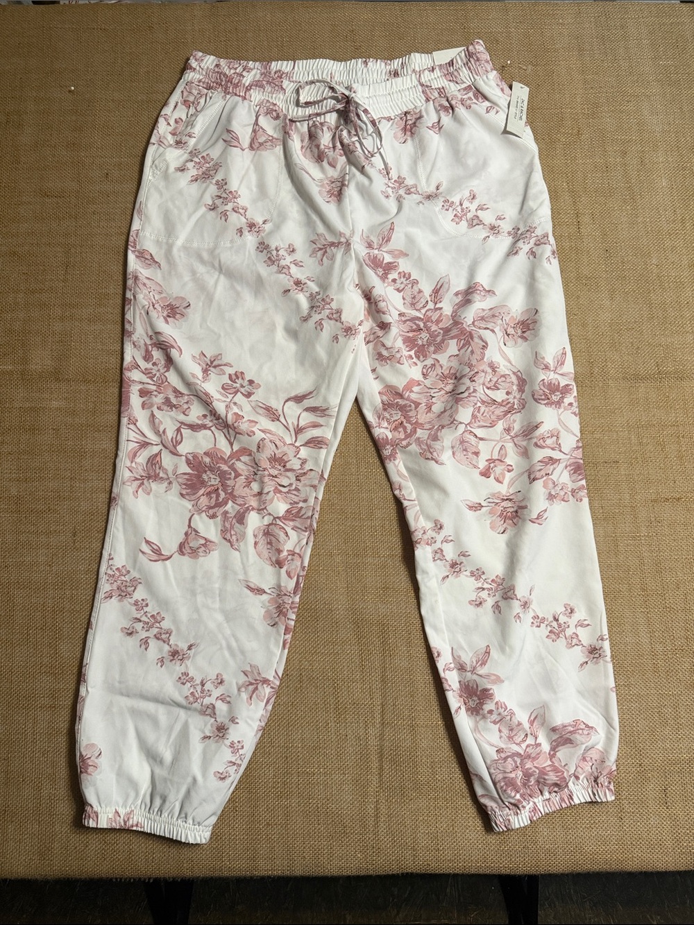 Zac & Rachel White Jogger Pants with Pink Floral Print